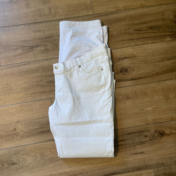 Gap Maternity True Waistband Full Panel Cheeky Straight Jeans with Washwell - Picture 3 of 5